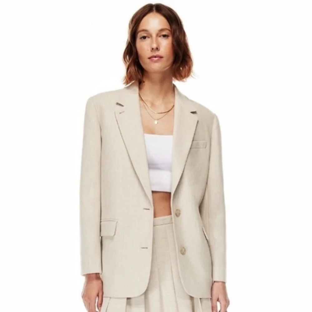 Aritzia Wilfred Sophia Houndstooth Oversized Blazer in beige - size small - Picture 4 of 12